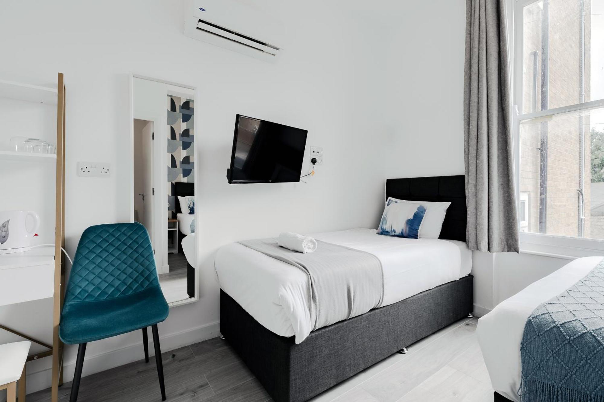 Wembar Hotel London Bilik gambar