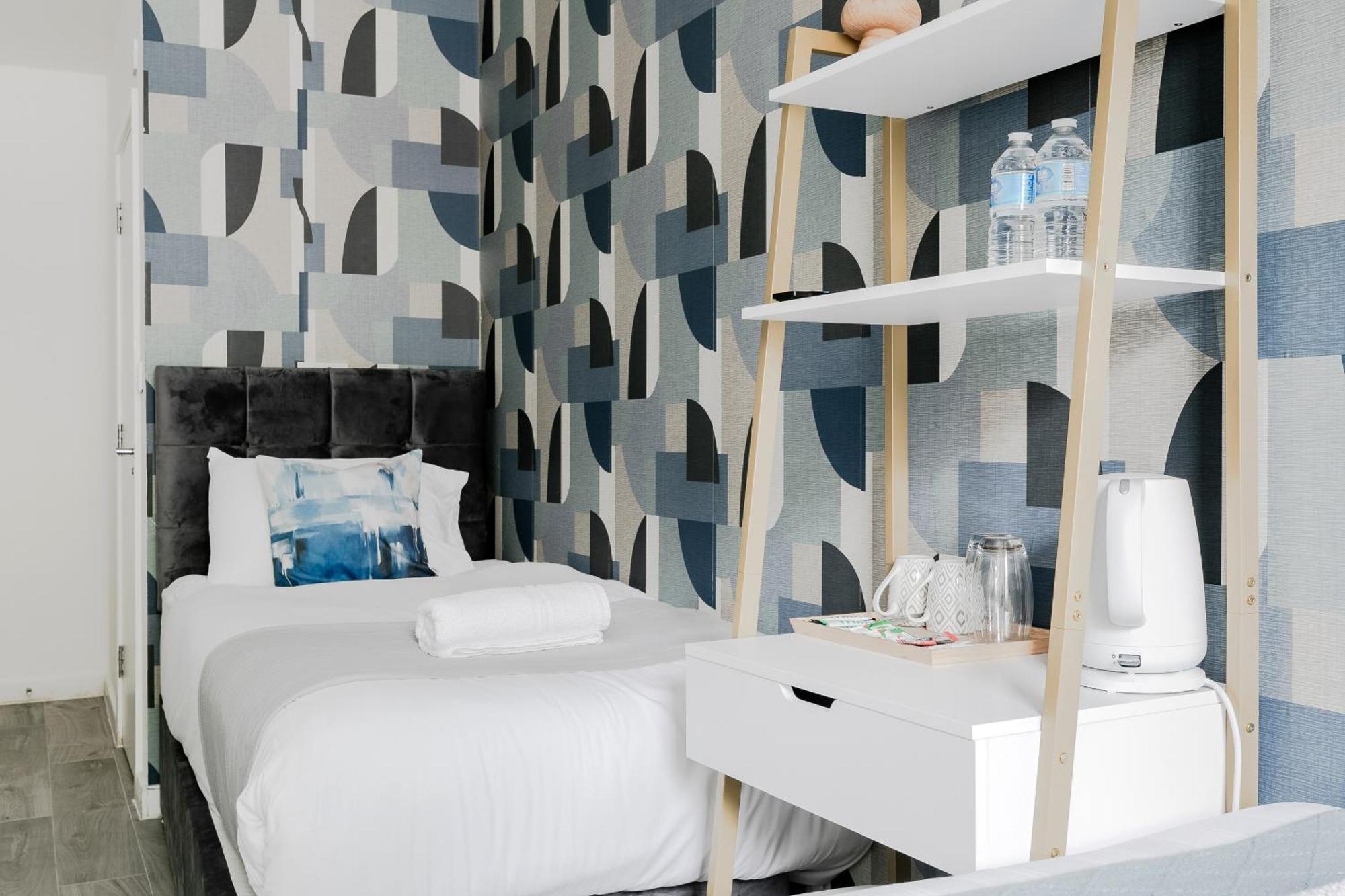 Wembar Hotel London Bilik gambar